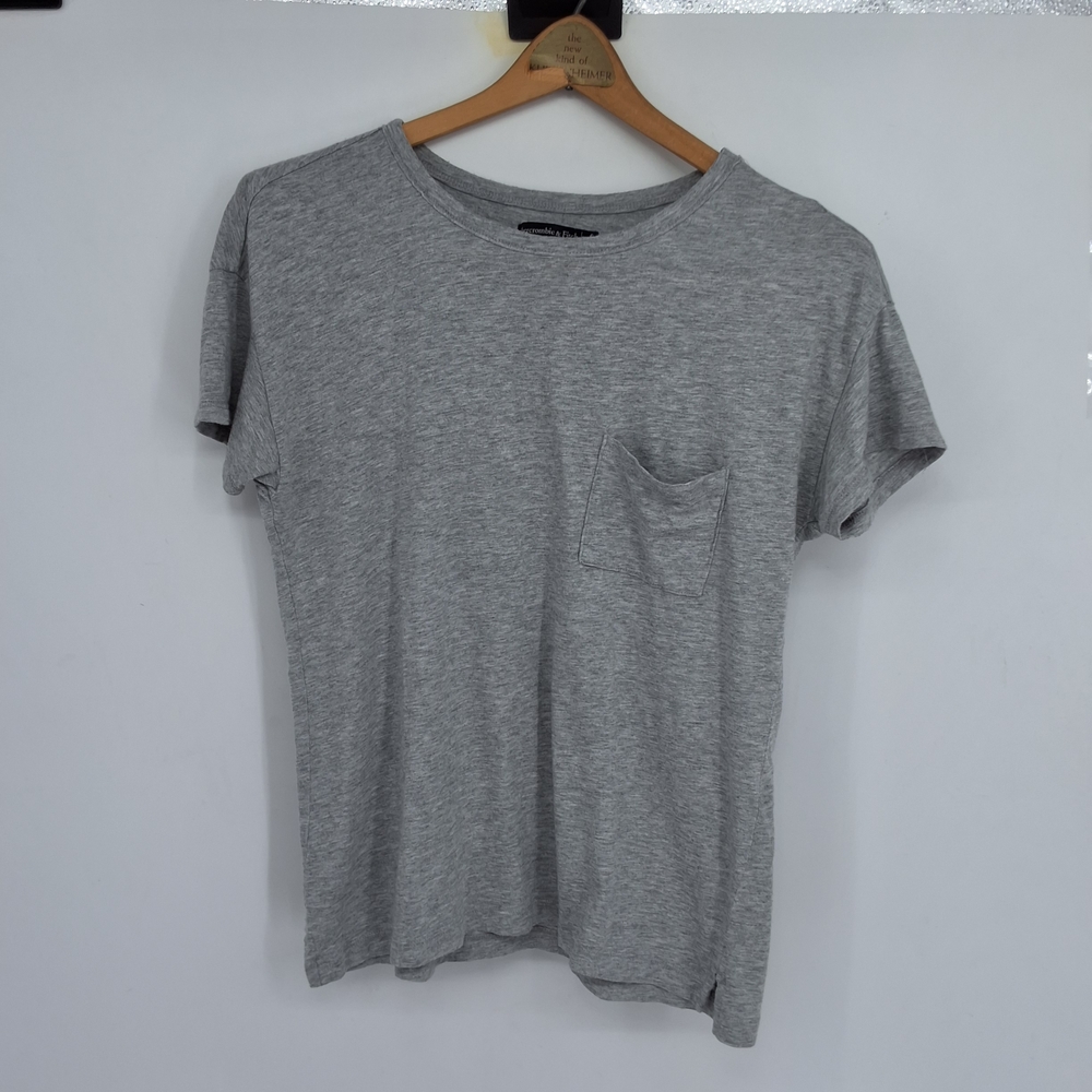 Abercrombie & Fitch Heather Gray Short Sleeve Tee
